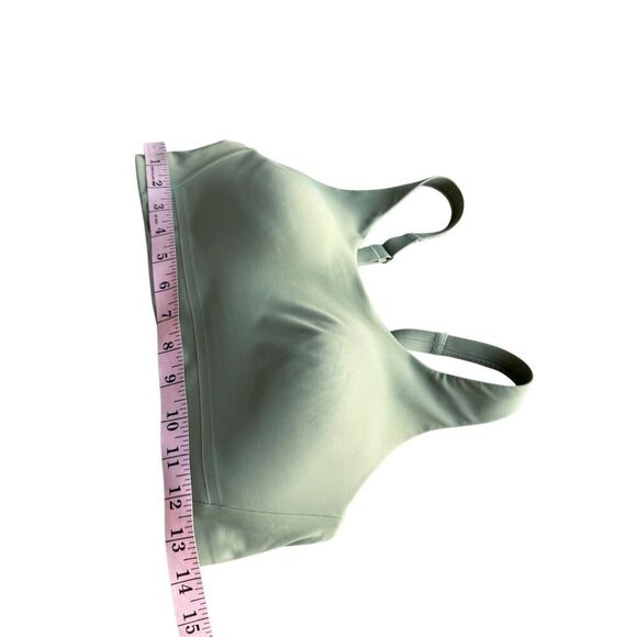 Athleta Women’s Advance Bra In Eucalyptus Olive Size 34C - Picture 9 of 10